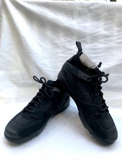 air revaderchi black