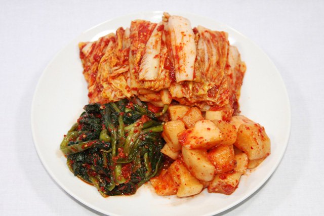小松菜キムチ 250g キムチ   韓国キムチ 韓国料理 韓国食品  上品 冷蔵 自家製  オリジナルキムチ 惣菜 韓国おかず