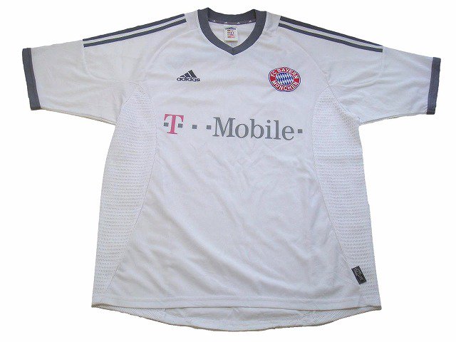 Bayern Munich/02-03/A