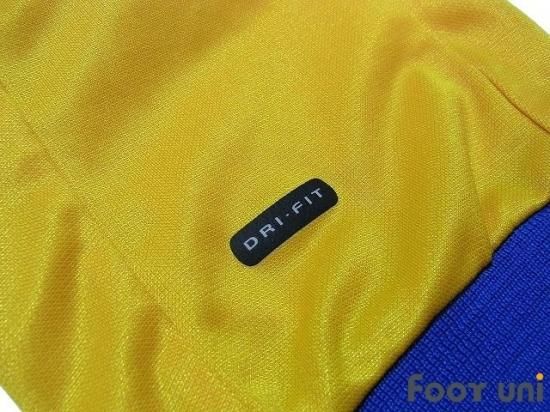 01/02 NIKE 