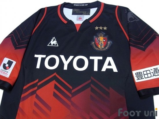 名古屋グランパス(Nagoya Grampus Eight)2013 20周年 紙タグ付 TOYOTA トヨタ ルコック 半袖 Vintage  Soccer Jerseys Football Shirts - 買取｜全国通販【USEDサッカーユニフォーム専門店 Foot uni  フットユニ】古着｜ユーズド｜ヴィンテージ｜リサイクル｜football