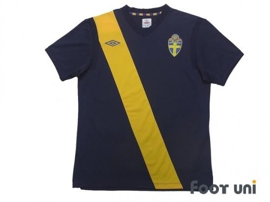 スウェーデン代表 Sweden 11 12 A アウェイ アンブロ 襷 Usedサッカーユニフォーム専門店 Footuni フッットユニ スウェーデン代表 Sweden 11 12 A アウェイ アンブロ 襷 Usedサッカーユニフォーム専門店 Footuni フッットユニ