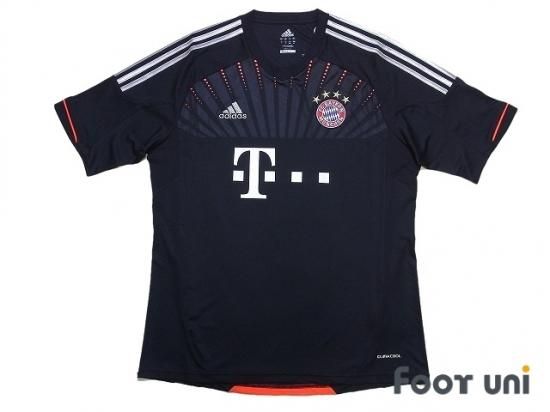 バイエルンミュンヘン Bayern Munchen 12 13 3rd サード 半袖 Usedサッカーユニフォーム専門店 Footuni フッットユニ バイエルンミュンヘン Bayern Munchen 12 13 3rd サード 半袖 Usedサッカーユニフォーム専門店 Footuni フッットユニ