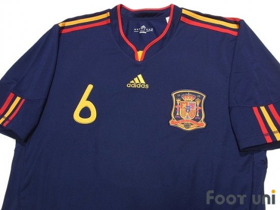 スペイン代表(Spain)2010 A アウェイ #6 A.イニエスタ(Iniesta) - USEDサッカーユニフォーム専門店 Footuni  フッットユニ