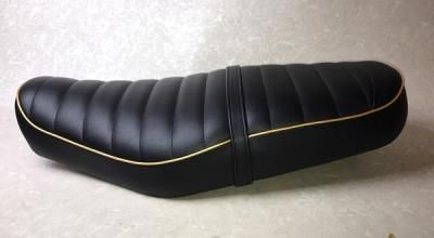 W650　シート　オフィシャル　W1タイプシート　ゴールドパイピング W1仕様ゴールドパイピング□W650タックロールシートカバー張替え