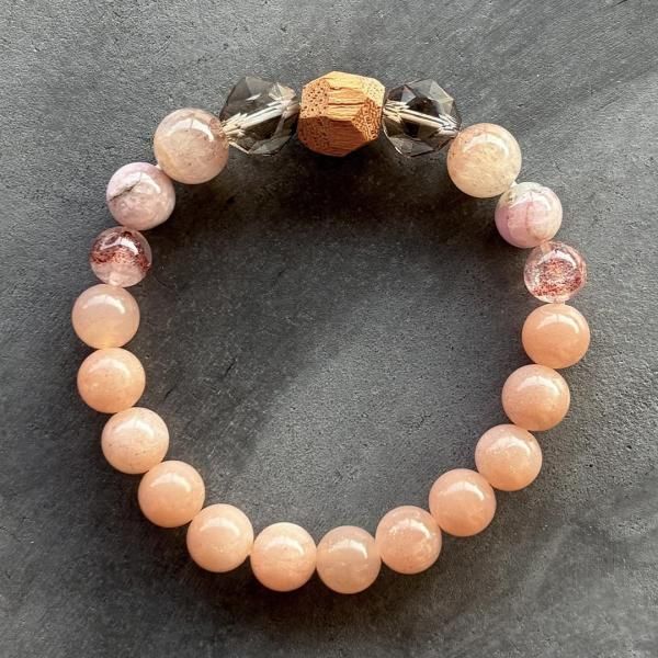 [ひいらぎ] おまもりブレス　7月ルビー×オニキス おまもり・ブレスレット - 念珠・おまもり ひいらぎ ｜ オンラインストア