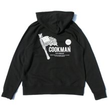 <img class='new_mark_img1' src='https://img.shop-pro.jp/img/new/icons14.gif' style='border:none;display:inline;margin:0px;padding:0px;width:auto;' />COOKMAN 【クックマン】 ZIP HOODIE Flag(フードパーカー)