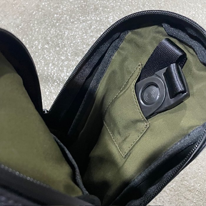 KUSHITANI【クシタニ】K-3578ZLD 2 WAY LEG BAG EXALITO LEATHER MODEL（2ウェイレッグバッグ  エグザリートレザーモデル） - HARM'S WAY ハームズウェイ