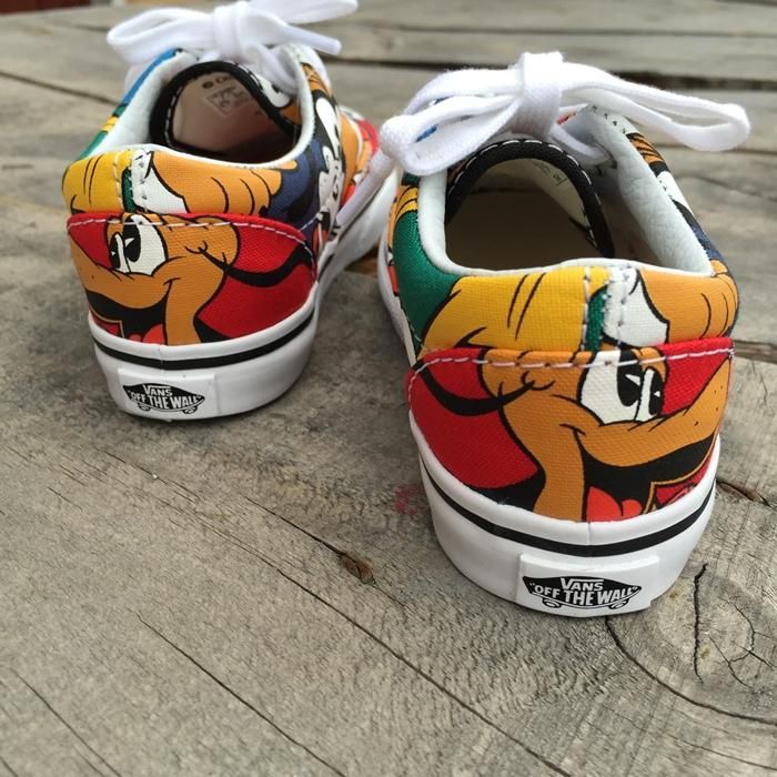 Vans バンズ Kid S Era キッズエラ Disney Mickey Friends Mt ディズニー ミッキー フレンズ Harm S Way ハームズウェイ