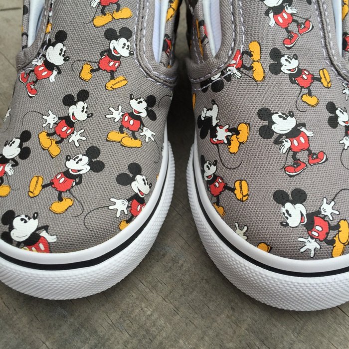 VANS 【バンズ】 KID'S CLASSIC SLIP-ON クラシックスリッポン (Disney