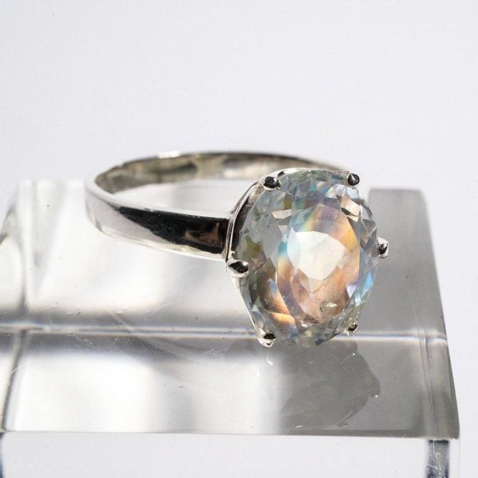 レインボームーンストーン・リング - 天然石ショップ「ワイオリ
