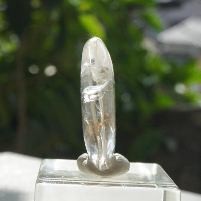 蛍光ファントムアメシスト6 - 天然石ショップ「ワイオリ