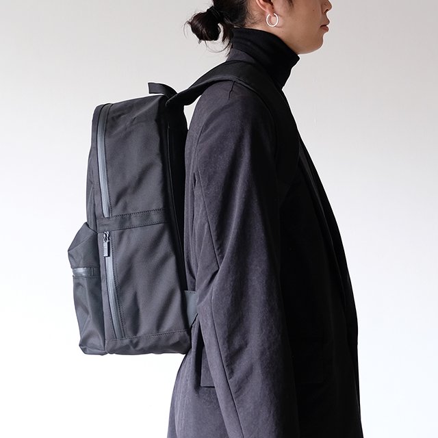 モノリス MONOLITH BACKPACK OFFICE S - リュック/バックパック