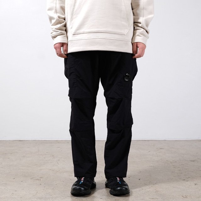 メーカー公式ショップ】 C.P. COMPANY FLATT NYLON PANTS シーピー