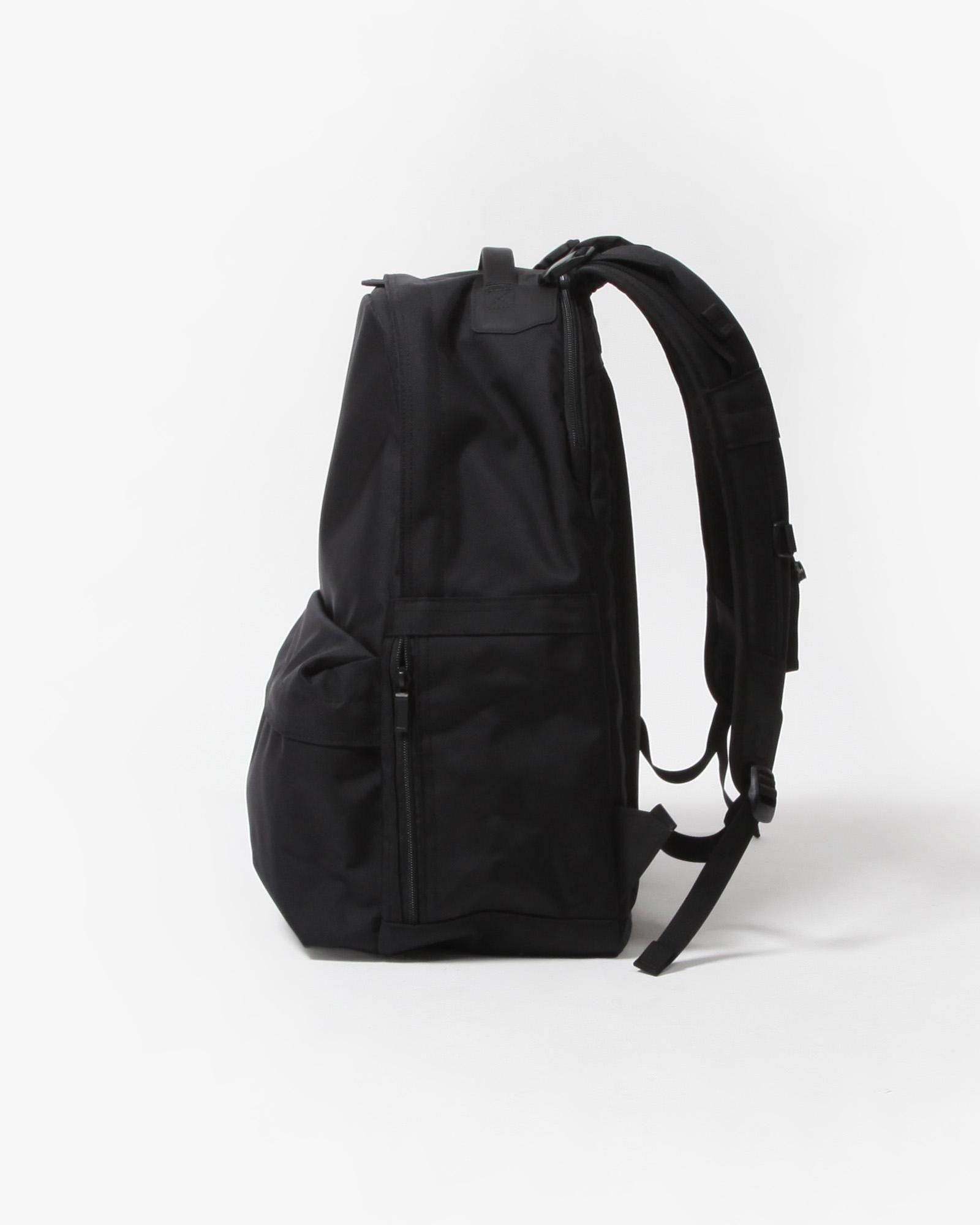 新品　MONOLITH（モノリス）PR-1034 BACKPACK PRO M MONOLITH[モノリス]BACKPACK PRO M PR-1034 << MIDLAND SHIP