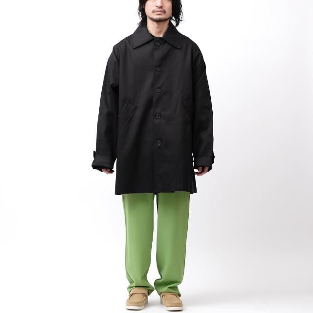 昨シーズンのawで購入しましたcamiel fortgens XXL Mackintosh black