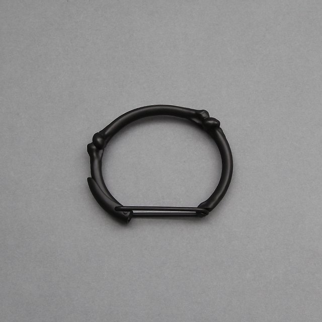 bone shaped clip caff.-M- #black [sa.0018SS23]