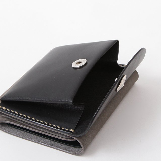 LEATHER & SILVER MOTO MINI WALLET #ASH GREY/BLACK [W9R]｜Silver