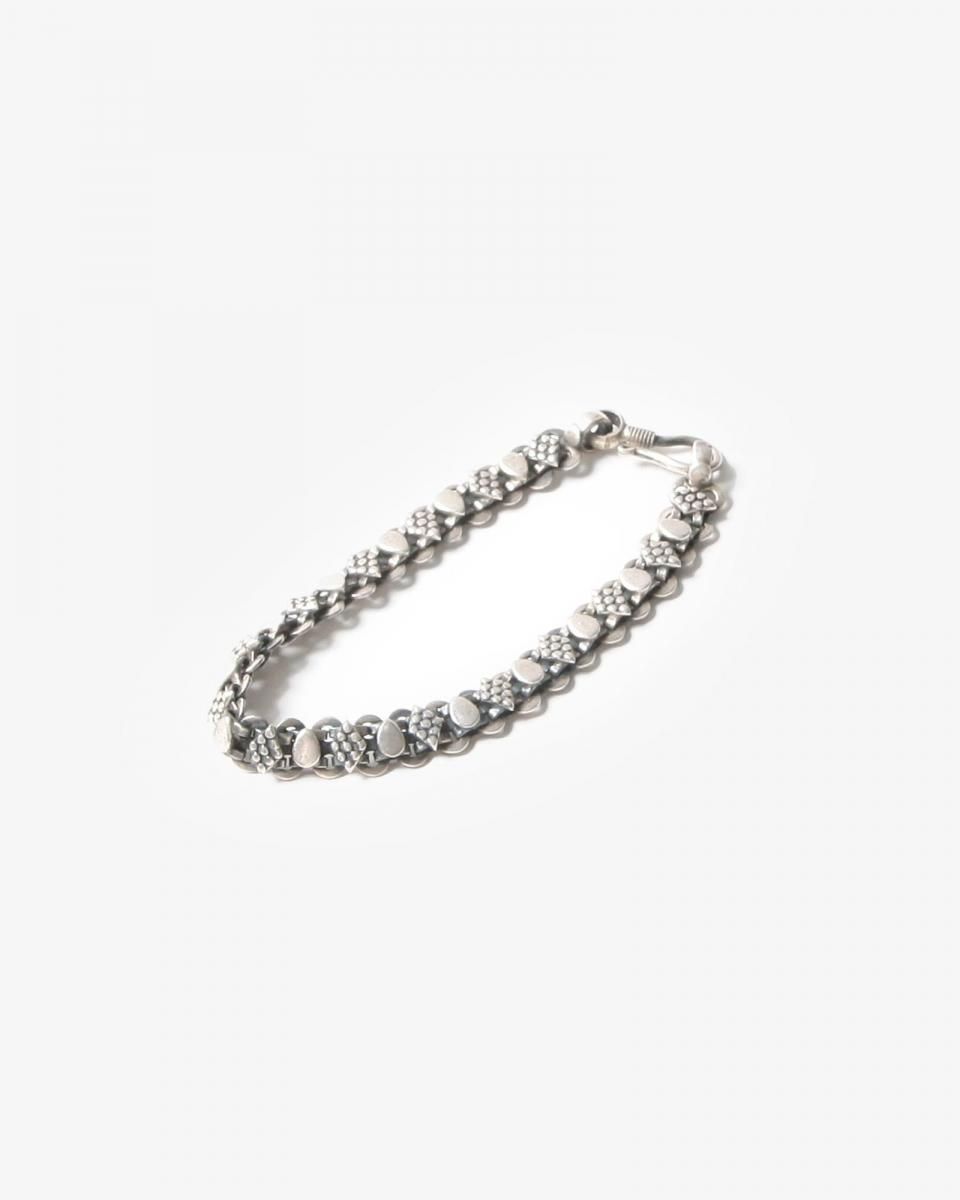 THARU SILVER BRACELET - Single｜Silver and Gold Online Store