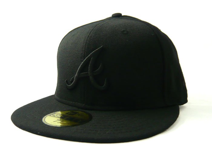 New Era（ニューエラ） Atlanta Braves（アトランタ・ブレーブス） BLACKOUT [size: 7 3/8 (58.7cm)]  - 725 Online Store