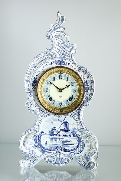 1880年頃 アンソニア社 ロイヤル・ボン窯 デルフト陶器の置時計 アンティーククロック mcj-4 - アンティークu0026オールディーズ オンラインストア