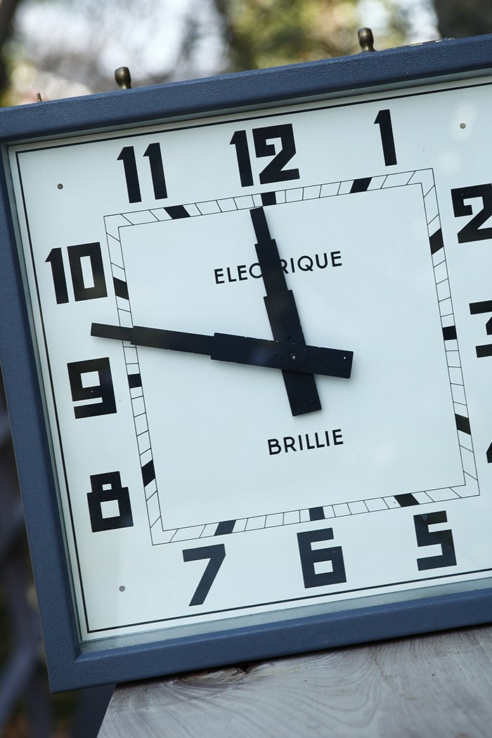 1920年代 Brillie社 インダストリアルクロック 天吊り式 両面ダブルフェイス 駅舎時計 電気式 - アンティークu0026オールディーズ  オンラインストア