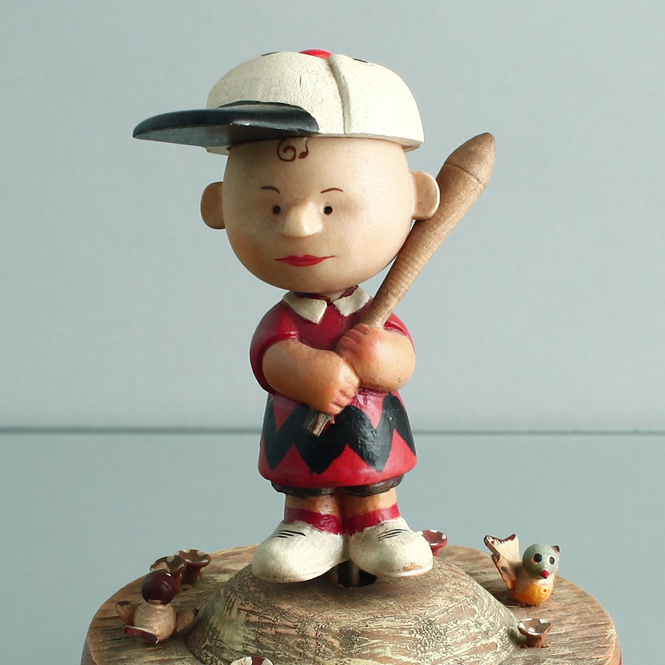 ピーナッツオルゴール 野球少年のチャーリー・ブラウン 1968年アンリ社製 スヌーピー - アンティークu0026オールディーズ オンラインストア