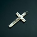 マザーオブパールと純銀の十字架　ペンダントトップ　キリスト　pt-10