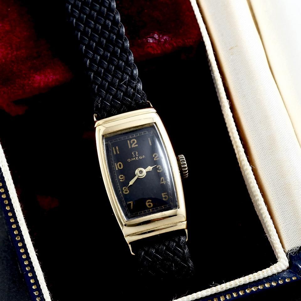 オメガ トノウ レクタンギュラー クッションケース レディース