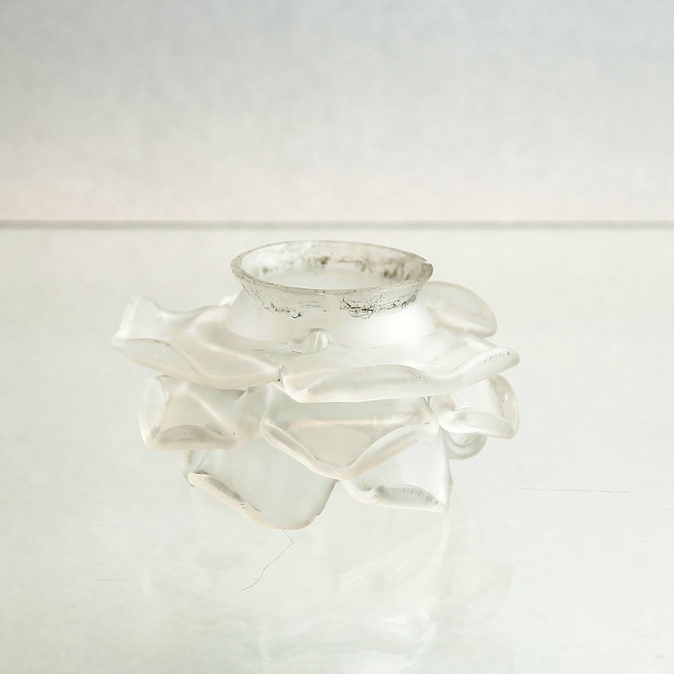 パート・ド・ヴェールのシェード　電傘　ガラスシェード　無色半透明の小さな薔薇　1930年　フレンチアンティーク　ls83-2 -  アンティーク&オールディーズ　オンラインストア