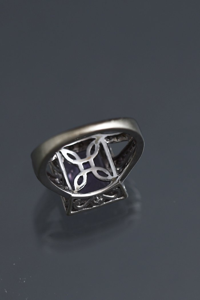 1930年 アールデコ期 大粒のアメジスト＆ダイヤモンド指輪 14金無垢 