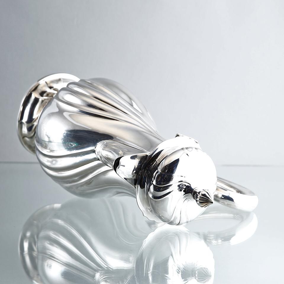 銀無垢のジャグ 水差し 800er silber ドイツ 19世紀バロック様式 銀無垢のジャグ 水差し 800er silber ドイツ 19世紀バロック様式