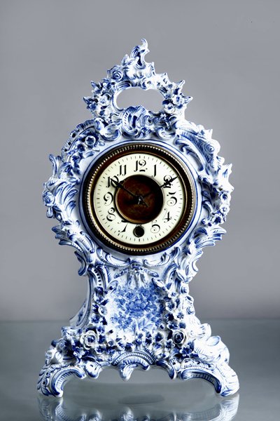 1880年頃 ハンブルクアメリカン社 デルフト陶器の置時計 アンティーク ...