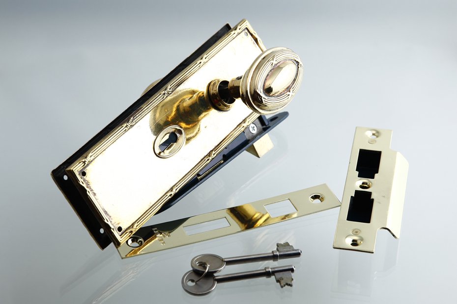 アンティーク 英国ヴィクトリア期 真鍮ドアノブセット 鍵付き 複数在庫あり bk34 - アンティークu0026オールディーズ オンラインストア