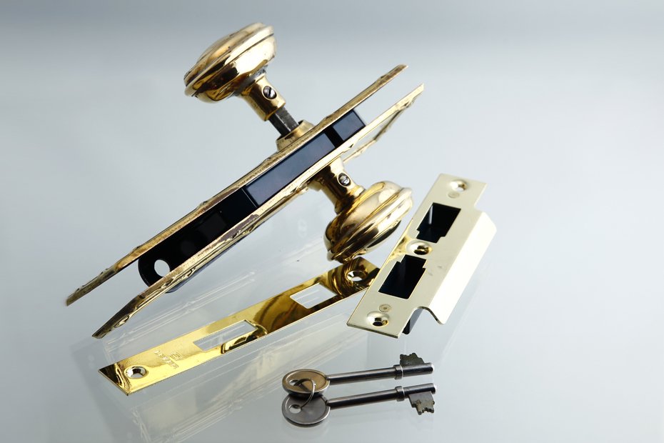アンティーク 英国ヴィクトリア期 真鍮ドアノブセット 鍵付き 複数在庫 