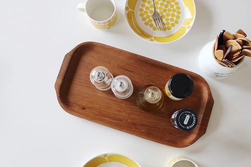 Toreboda 大皿 陶器製のトレイ 北欧ヴィンテージ 北欧雑貨 空｜北欧