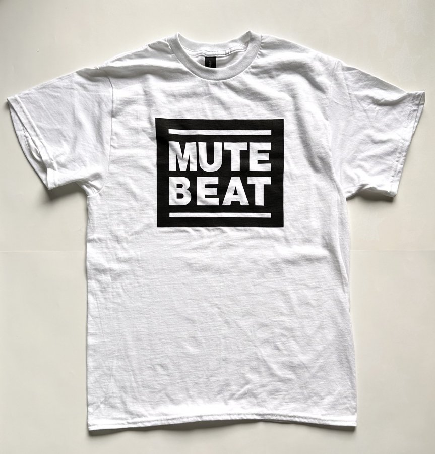 MUTE BEAT Tシャツ（ホワイト） - OVERHEAT ONLINE STORE