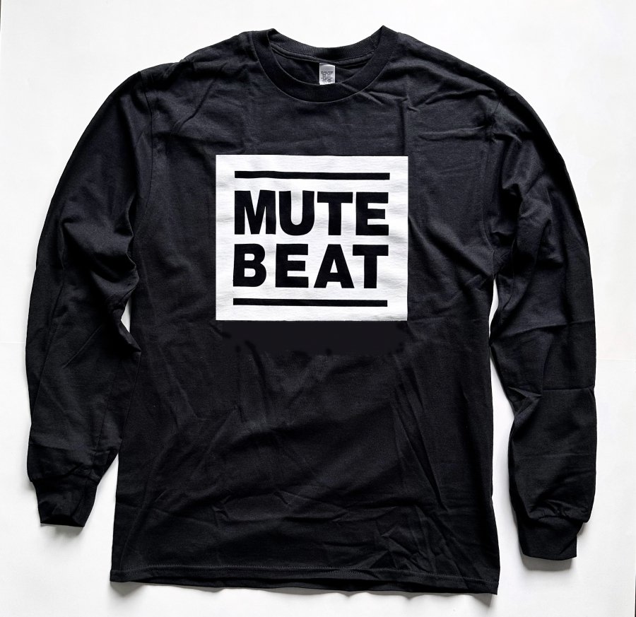 予約 】MUTE BEAT ロングスリーブ Tシャツ (ブラック） - OVERHEAT ONLINE STORE