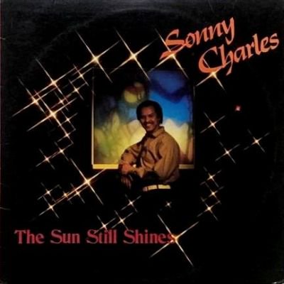 <img class='new_mark_img1' src='https://img.shop-pro.jp/img/new/icons5.gif' style='border:none;display:inline;margin:0px;padding:0px;width:auto;' />SONNY CHARLES - THE SUN STILL SHINES (LP) (VG+/VG+)