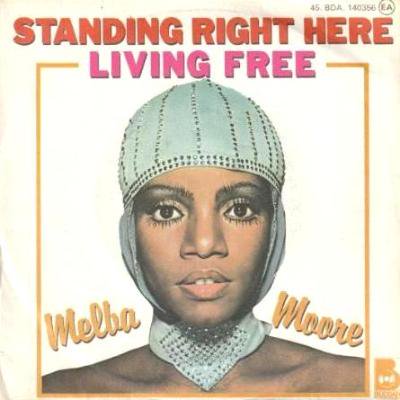 <img class='new_mark_img1' src='https://img.shop-pro.jp/img/new/icons5.gif' style='border:none;display:inline;margin:0px;padding:0px;width:auto;' />MELBA MOORE - STANDING RIGHT HERE / LIVING FREE (7) (FR) (EX/VG+)
