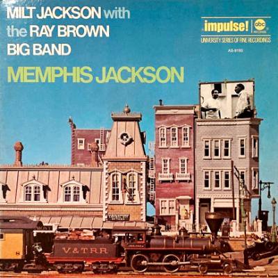 <img class='new_mark_img1' src='https://img.shop-pro.jp/img/new/icons5.gif' style='border:none;display:inline;margin:0px;padding:0px;width:auto;' />MILT JACKSON WITH THE RAY BROWN BIG BAND - MEMPHIS JACKSON (LP) (EX/VG+)