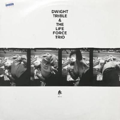 <img class='new_mark_img1' src='https://img.shop-pro.jp/img/new/icons5.gif' style='border:none;display:inline;margin:0px;padding:0px;width:auto;' />DWIGHT TRIBLE & THE LIFE FORCE TRIO - EQUIPOISE (12) (EX/VG+)