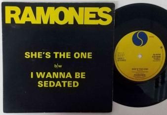 RAMONES レコード 良盤 激レア ラモーンズ Ramones 1985年 LPレコード Bonzo Goes