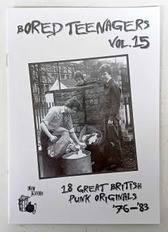 VA - Bored Teenagers Vol.15 : 18 Great British Punk Originals '76