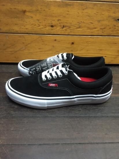 レビュー高評価商品 PRO ERA VANS Black/White/Gum Refuge - 靴