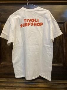 <img class='new_mark_img1' src='https://img.shop-pro.jp/img/new/icons5.gif' style='border:none;display:inline;margin:0px;padding:0px;width:auto;' />Psicom "TIVOLI SURFSHOP" Pocket Tee White