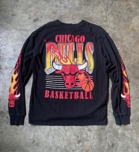 <img class='new_mark_img1' src='https://img.shop-pro.jp/img/new/icons5.gif' style='border:none;display:inline;margin:0px;padding:0px;width:auto;' />NBA "CHICAGO BULLS" FLAMES 󥰥꡼T  (USED)
