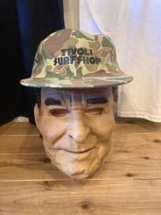 <img class='new_mark_img1' src='https://img.shop-pro.jp/img/new/icons5.gif' style='border:none;display:inline;margin:0px;padding:0px;width:auto;' />Psicom "TIVOLI SURFSHOP" CAMO CAP