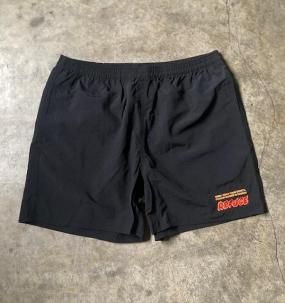 <img class='new_mark_img1' src='https://img.shop-pro.jp/img/new/icons5.gif' style='border:none;display:inline;margin:0px;padding:0px;width:auto;' />REFUGE ORIGINAL "FUCKING SUMMER" NYLON SHORTS BLK
