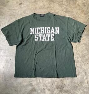<img class='new_mark_img1' src='https://img.shop-pro.jp/img/new/icons5.gif' style='border:none;display:inline;margin:0px;padding:0px;width:auto;' />Steve & Barrys "MICHIGAN STATE" T (USED)